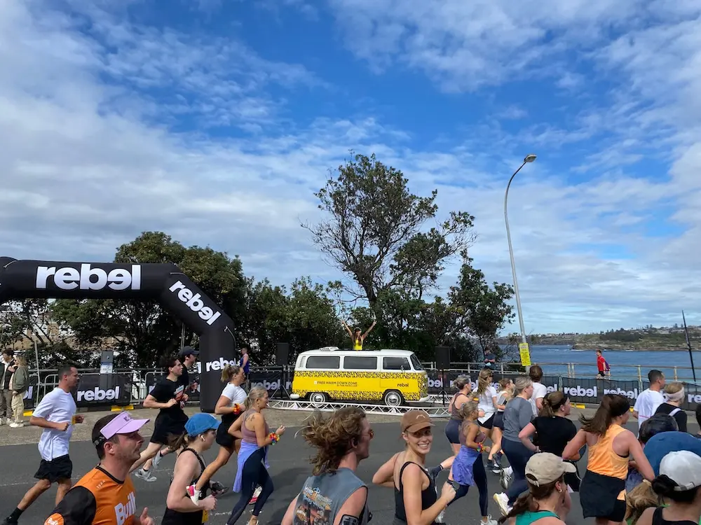 Kombi DJ - City 2 Surf - Kombi & Co.